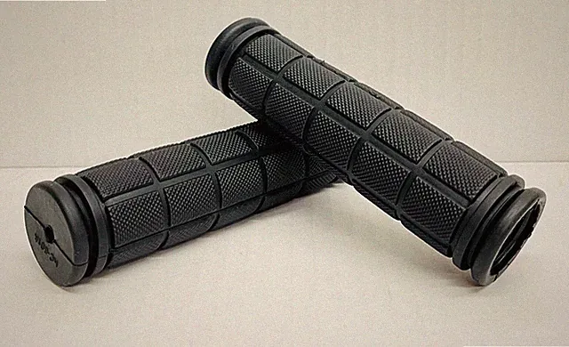 Black Rubber Non Slip Grip Bike Handlebar Cruiser Mountain Adult n Kids Bicycle