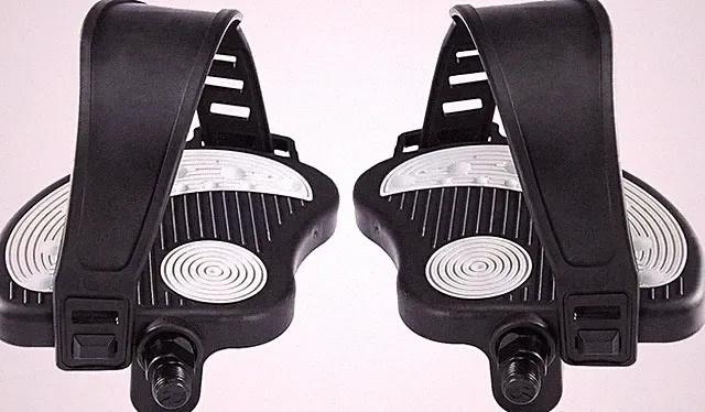 Exercise Bike Pedals with Straps, 9/16" Stationary Recumbent Bike Pedals for Ind